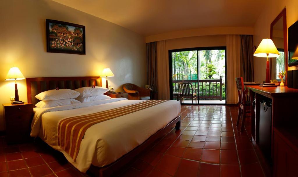 Salathai Resort Patong Extérieur photo